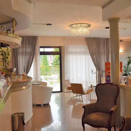 Hotell International