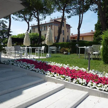 Hotell International 3*