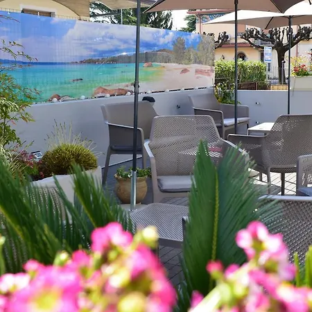 Hotell International 3*